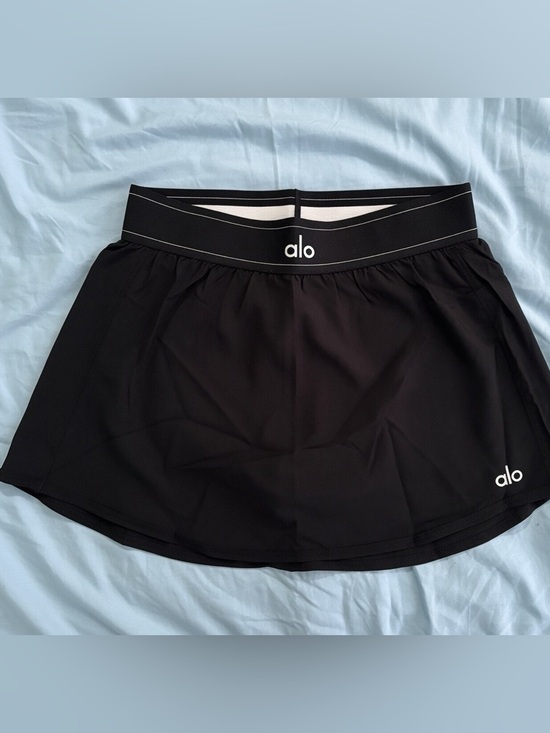 Dresses & Skirts - Alo Black Skort with Elastic Waistband
